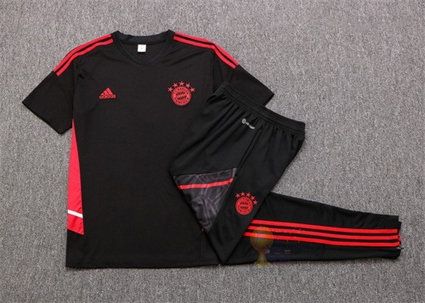 Calcio Maglie Formazione Set Completo Bayern München 2022 2023 Nero I Rosso