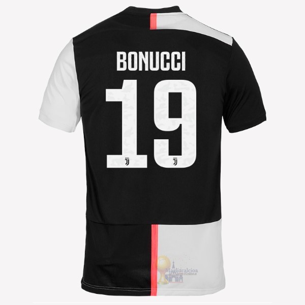 Calcio Maglie NO.19 Bonucci Home Maglia Juventus 2019 2020 Bianco Nero